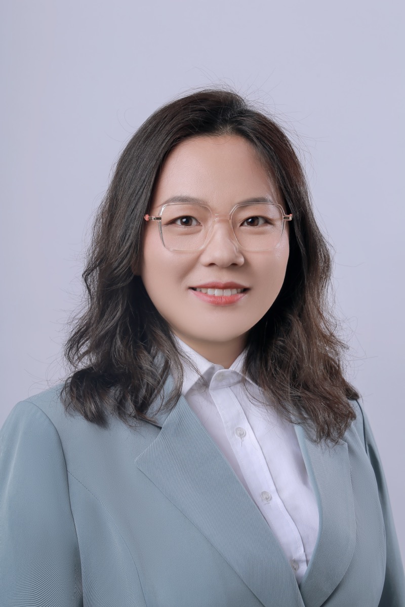 段琳琳律师职业形象照